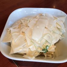 ダイコンとホタテのサラダ