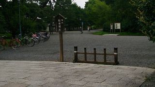 狭い京都でもったいないほど広い公園