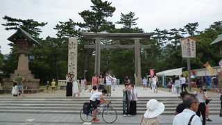 縁結びの神である出雲大社