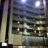 朝食レストランから。