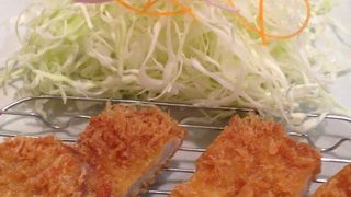 衣、さっくりとんかつはここ