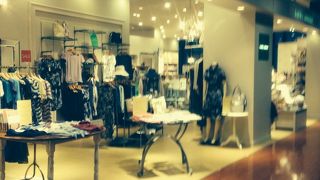 ミナミのローラアシュレイは、ここ！