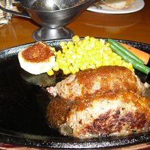 ハンバーグ美味しい