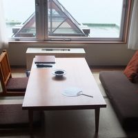 片側がソファーになっているんです