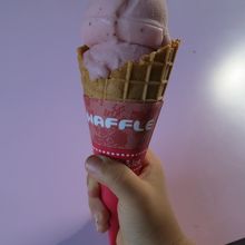 イチゴのアイス￥250