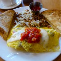 朝食のオムレツ