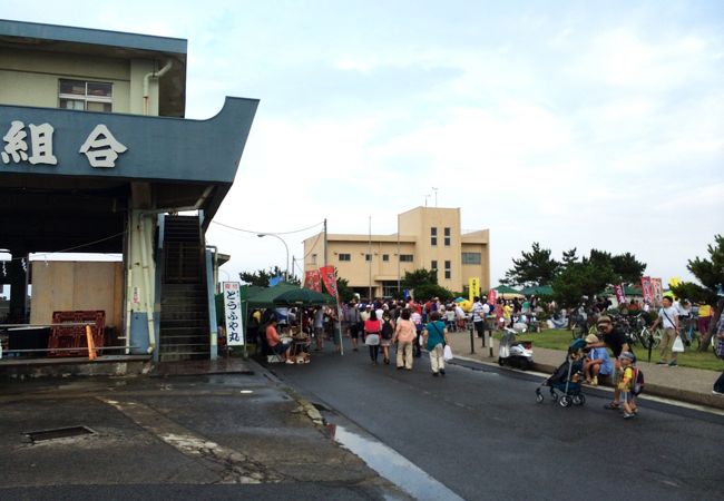 クラフト店がずらり