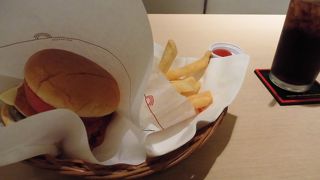 何故かバンコクではよく入る