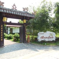 ここからバンブーリゾートです