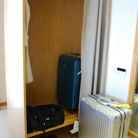 スリッパはビーサンでした