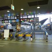 四国最大の要衝・鉄道駅