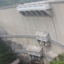 すぐ近くの温井ダム