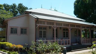 海軍の将校クラブとして使われたことも。