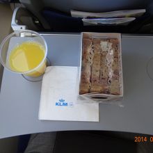 エコノミークラス機内食