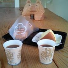 コーヒーは小さいので２杯もらってます