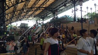 帰りの電車は余裕で座れました