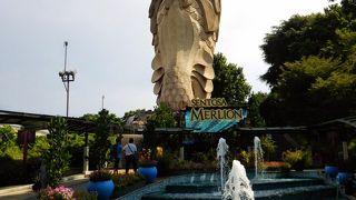 大きなマーライオン