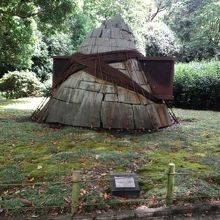 アプローチから美術鑑賞は始まっています