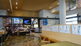 駐車場が広いです