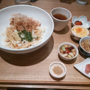 地下の買い物・飲食店