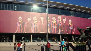 バルセロナFCファンは一度直接スタジアムを見に来られることをお奨めします