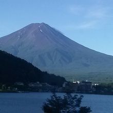部屋から見た富士山