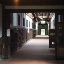 監獄内の風景