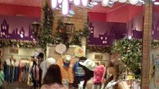 ピンクの物以外もあります！