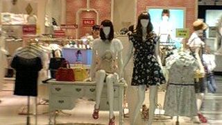 店内はピンクと白で統一！