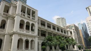 コロニアルな洋館が素敵にリノベーション