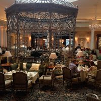 アフタヌーンティーは有名。