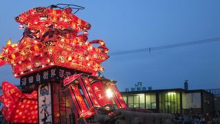 駅前でお祭り