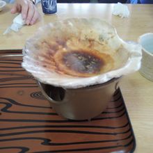 焼きホタテの残骸。他にサザエを食べました。