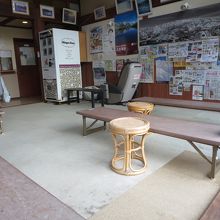 1階の休憩室が空いてました