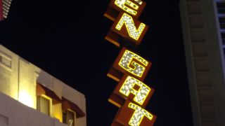 スロットマシーン