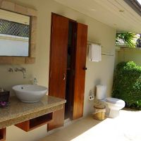 洗面台もお風呂もトイレも外にあります