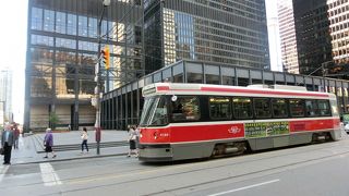 バスも地下鉄も共通、乗りこなすには地図があれば十分