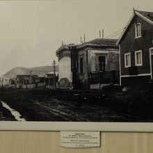 アンティグア・カサの展示。１９３０年代のウシュアイア町角写真