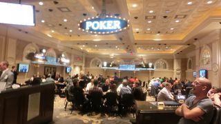 レストランは安いし、外貨両替も手数料はゼロ