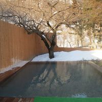 「こもれび乃湯」露天