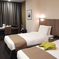 広さはスーツケースも各所各所で広げられる程、狭すぎず広すぎず