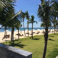 メインプール前のプライベートビーチです。