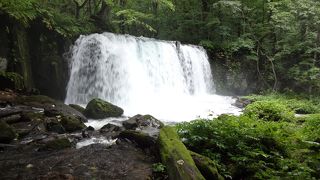 有名な滝のことだけはある寄って見るべき