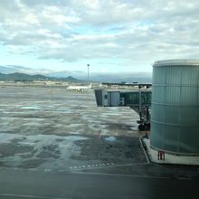 ターミナルは広いです