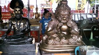 残念ながら工事中でした