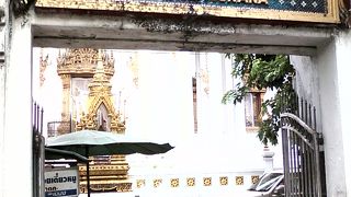 高い仏塔のあるお寺