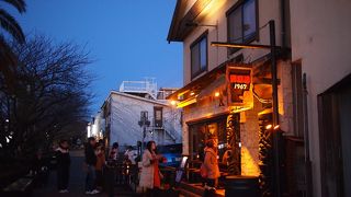 七里ヶ浜の有名カレー屋さん　珊瑚礁本店