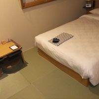 落ち着くと いうより　背筋がピシッ！ かも？ m(_ _)m