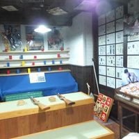 レトロゲームコーナー。裕次郎もいます