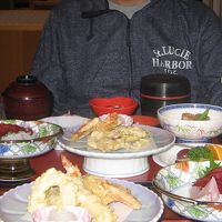 伊江島を見ながらの夕食です